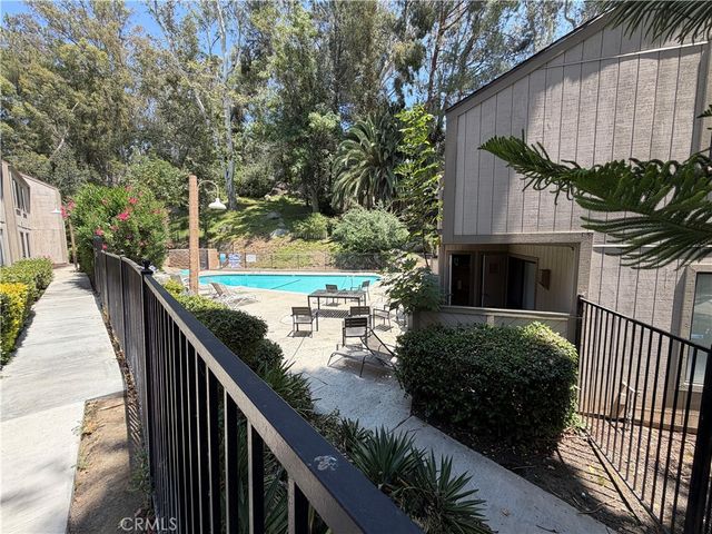 600 Central Avenue 307, Riverside, CA 92507