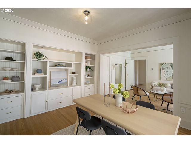 2083 Nw JOHNSON St 54, Portland, OR 97209