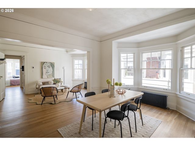 2083 Nw JOHNSON St 54, Portland, OR 97209