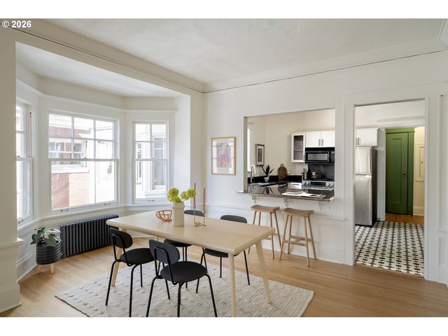 2083 Nw JOHNSON St 54, Portland, OR 97209