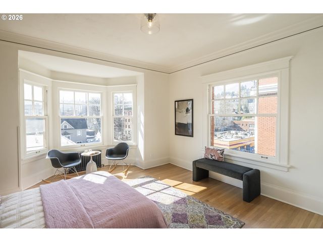 2083 Nw JOHNSON St 54, Portland, OR 97209