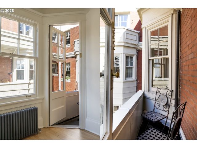 2083 Nw JOHNSON St 54, Portland, OR 97209