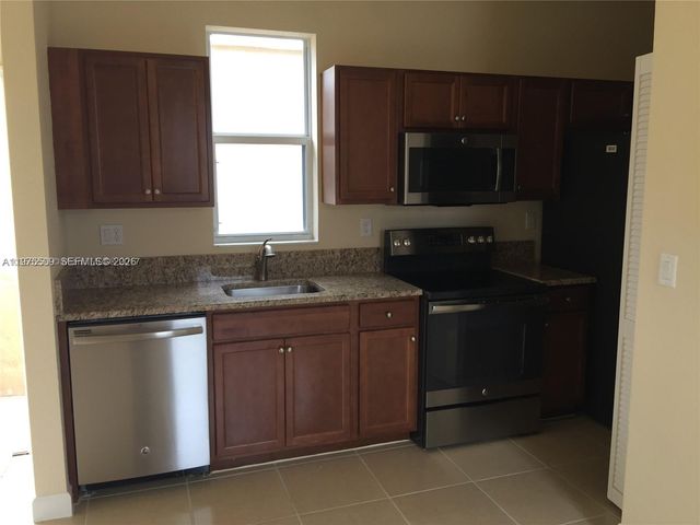 17103 SW 96th Street Studio, Miami, FL 33196