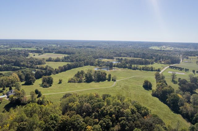 314 Fairview Rd, Dickson, TN 37055