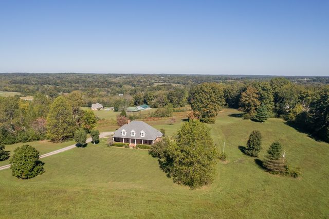 314 Fairview Rd, Dickson, TN 37055