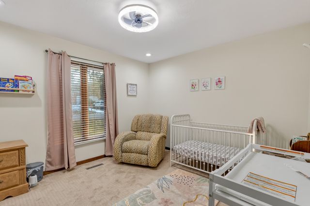 3424 N Darwin Avenue, Springfield, MO 65803