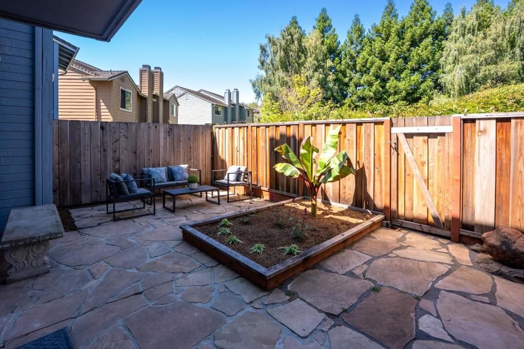 Image 32 of property listing at 37 Winding Way, Watsonville, CA 95076