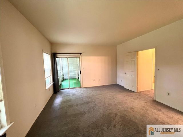 1 Melborn Drive 1C, Monroe, NJ 08831