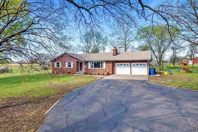 3641 NE Kincaid RD, Topeka, KS 66617