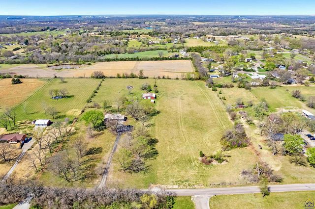 3641 NE Kincaid RD, Topeka, KS 66617