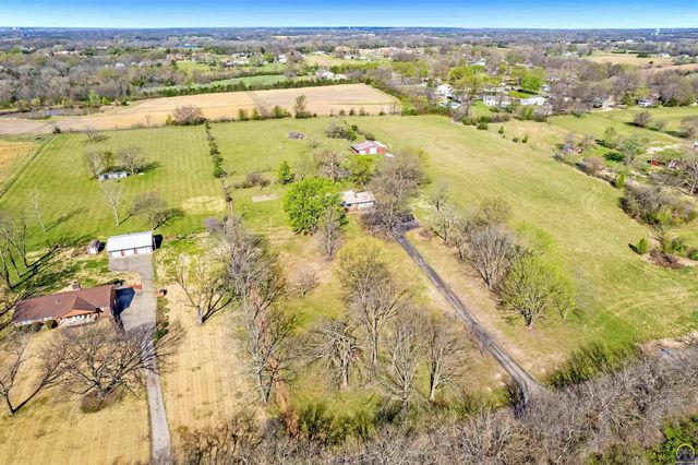 3641 NE Kincaid RD, Topeka, KS 66617