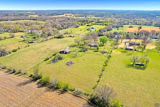 3641 NE Kincaid RD, Topeka, KS 66617