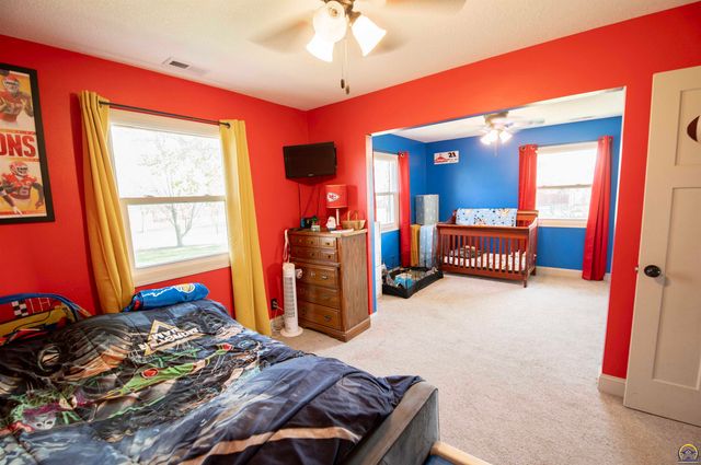 3641 NE Kincaid RD, Topeka, KS 66617