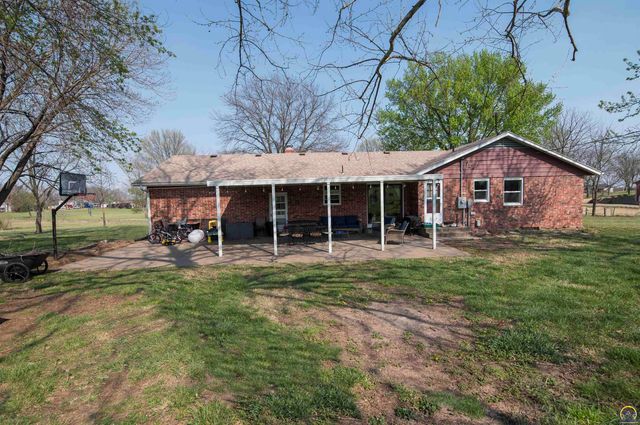 3641 NE Kincaid RD, Topeka, KS 66617