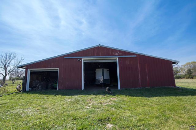 3641 NE Kincaid RD, Topeka, KS 66617