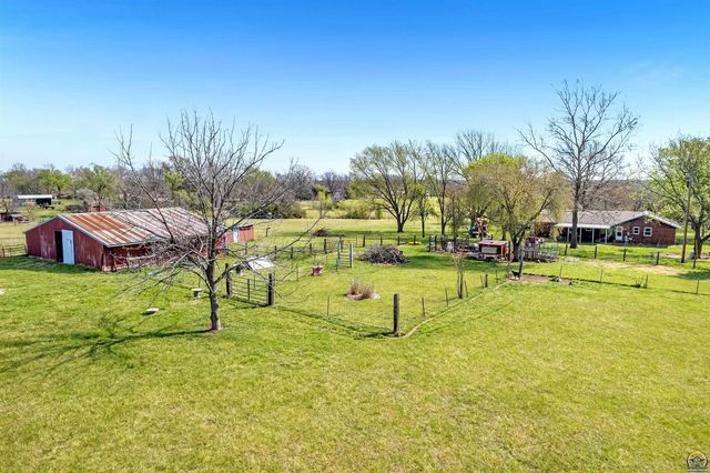 3641 NE Kincaid RD, Topeka, KS 66617