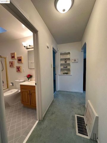 2617 Lowell Ave, Richmond, CA 94804