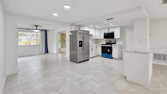 3633 ROCK ROYAL DRIVE 1, Holiday, FL 34691