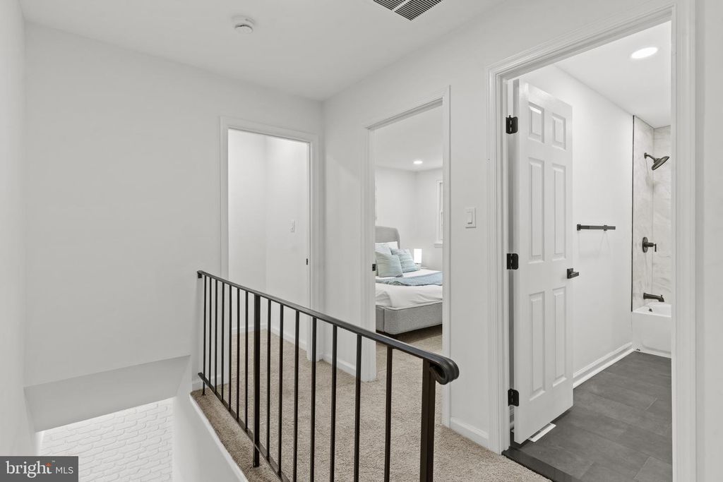 Image 19 of property listing at 6447 UNION CT, Glen Burnie, MD 21061