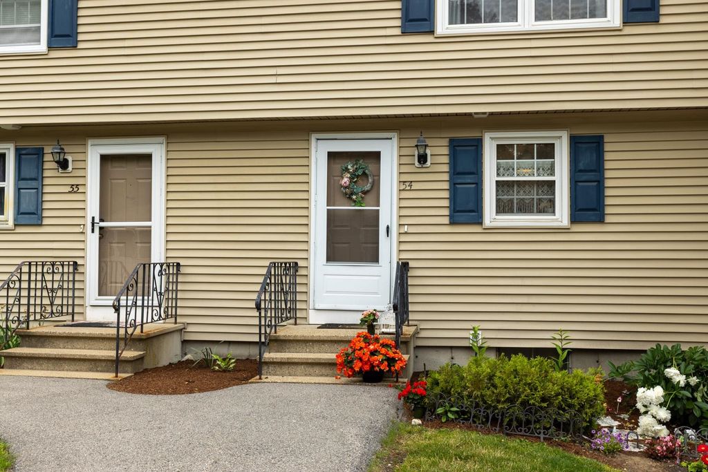 56 Durham Rd Unit 54, Dover, NH 03820