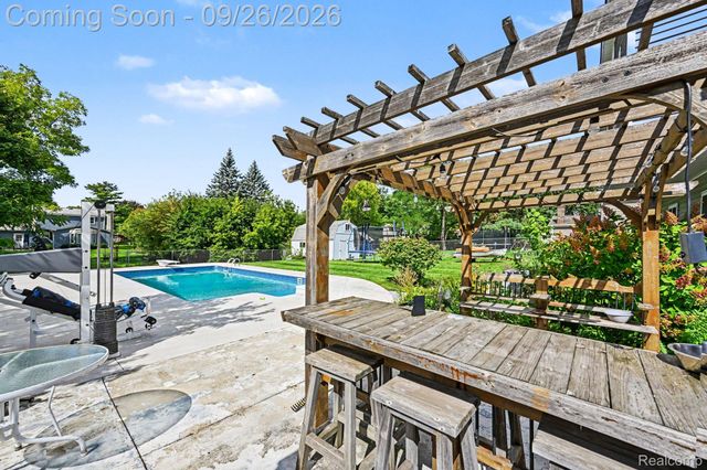 6101 Barker Drive, Waterford Charter Township, MI 48329