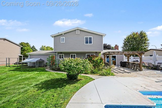 6101 Barker Drive, Waterford Charter Township, MI 48329