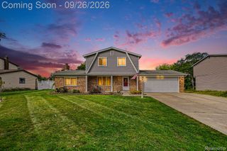6101 Barker Drive, Waterford Charter Township, MI 48329