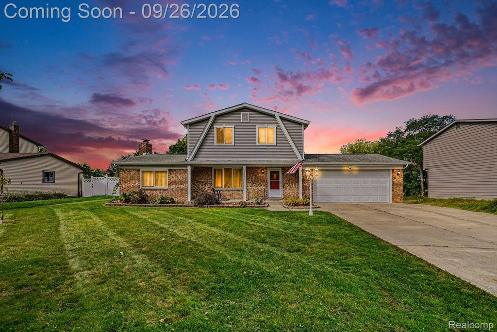 6101 Barker Drive, Waterford Charter Township, MI 48329