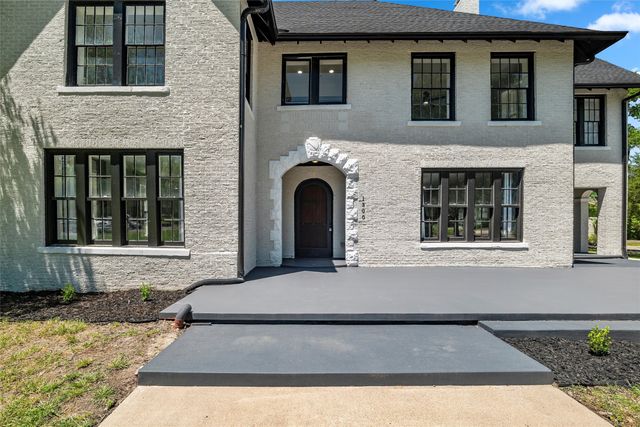 1300 W 3rd Avenue, Corsicana, TX 75110