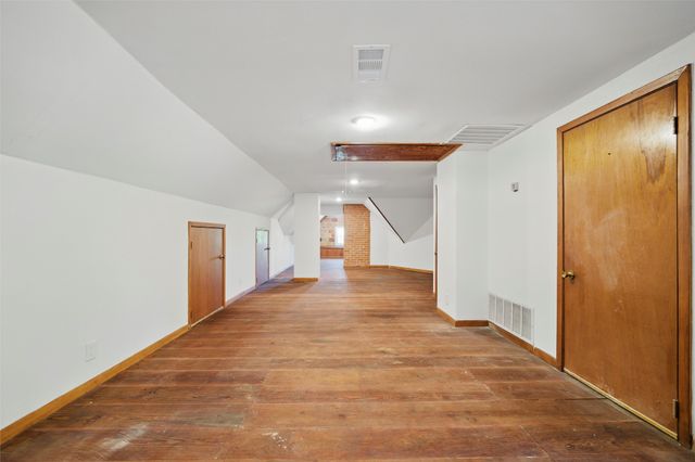 1300 W 3rd Avenue, Corsicana, TX 75110
