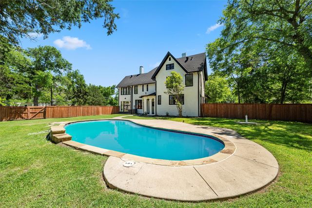 1300 W 3rd Avenue, Corsicana, TX 75110