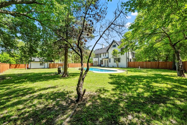 1300 W 3rd Avenue, Corsicana, TX 75110