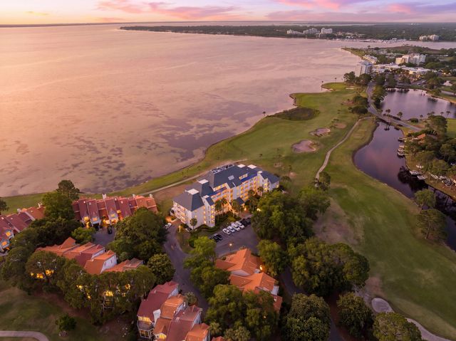 15 Players Club 15, Miramar Beach, FL 32550