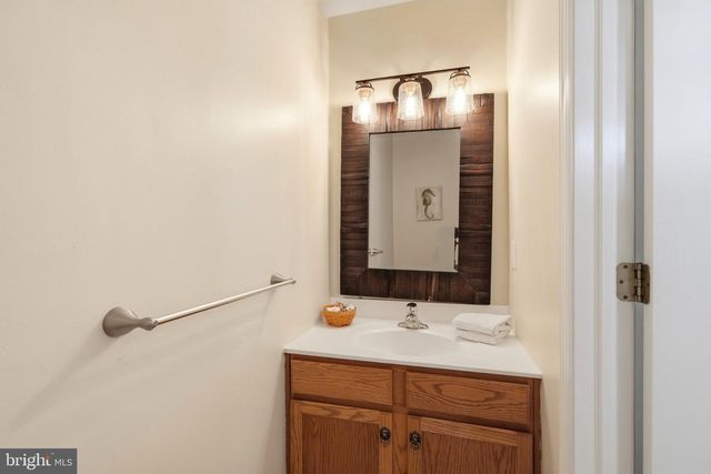 642 NEW MARKET DR, Souderton, PA 18964