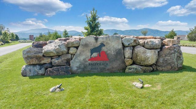3576 Ballyhack TRL, Roanoke, VA 24014