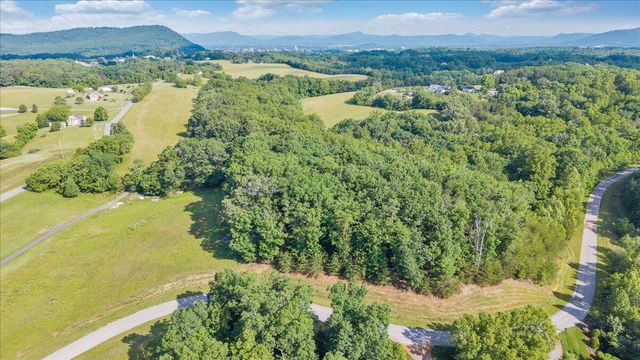 3576 Ballyhack TRL, Roanoke, VA 24014