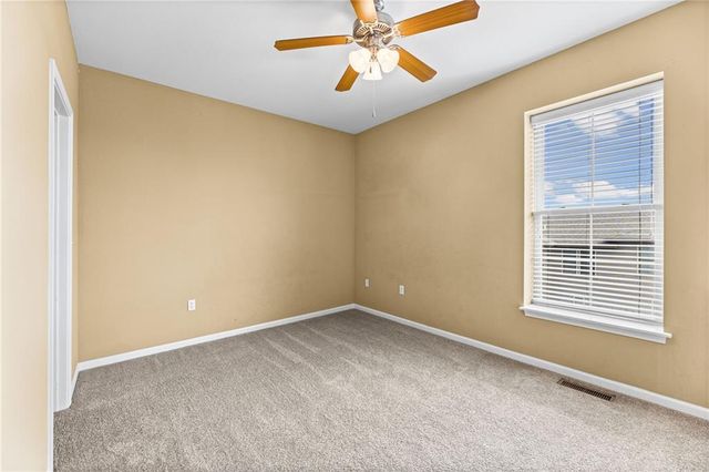 5245 Overland Drive B24, Lawrence, KS 66049