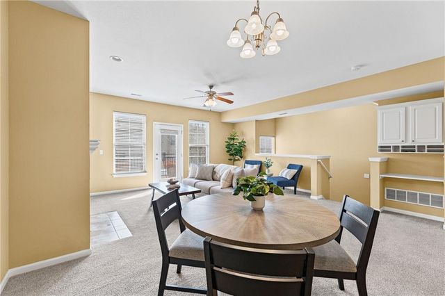 5245 Overland Drive B24, Lawrence, KS 66049