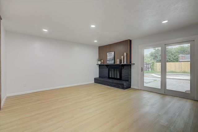 15507 Sierra Valle Drive, Houston, TX 77083