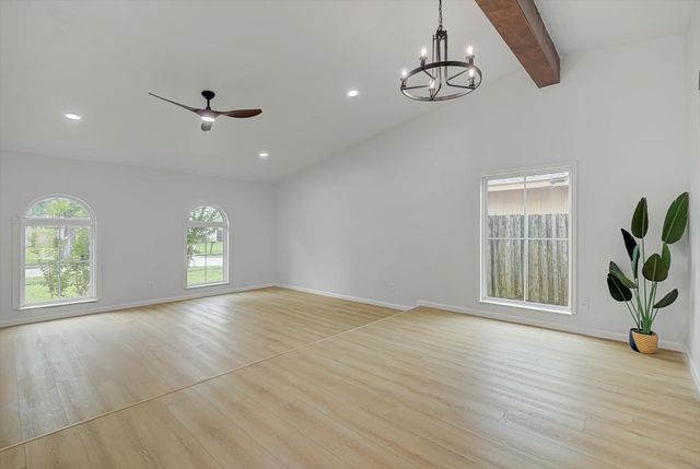 15507 Sierra Valle Drive, Houston, TX 77083