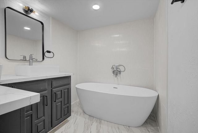 15507 Sierra Valle Drive, Houston, TX 77083