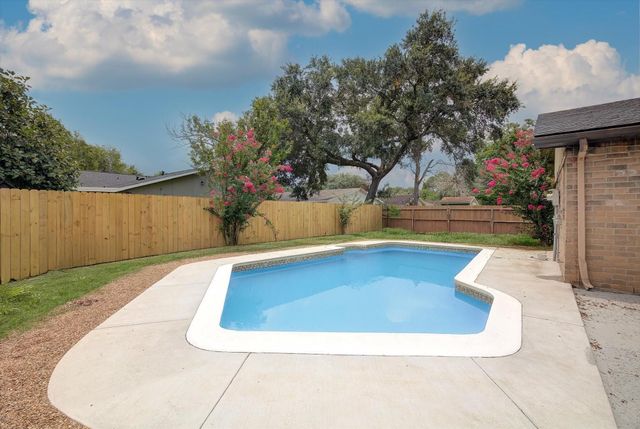 15507 Sierra Valle Drive, Houston, TX 77083