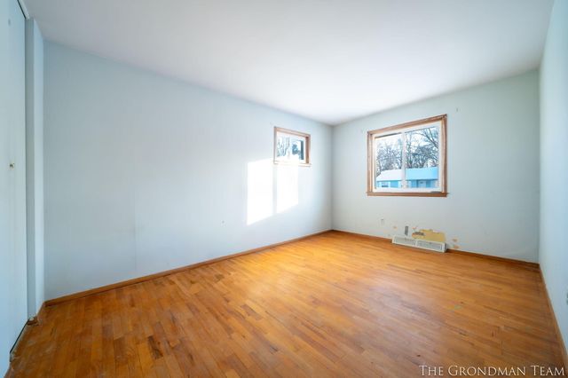 5555 Claudia Avenue Se, City Of Kentwood, MI 49548