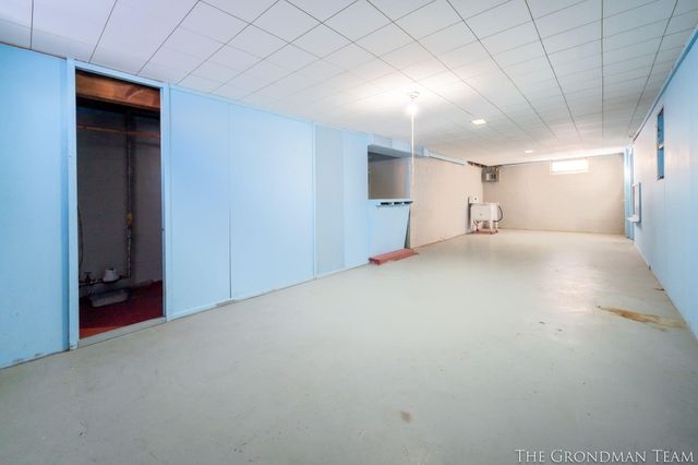 5555 Claudia Avenue Se, City Of Kentwood, MI 49548