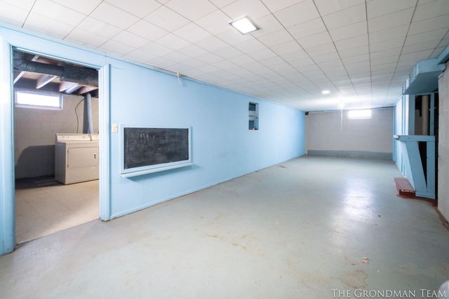 5555 Claudia Avenue Se, City Of Kentwood, MI 49548