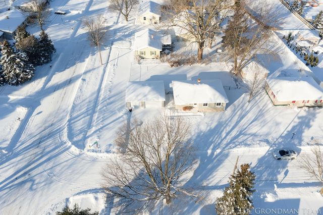 5555 Claudia Avenue Se, City Of Kentwood, MI 49548