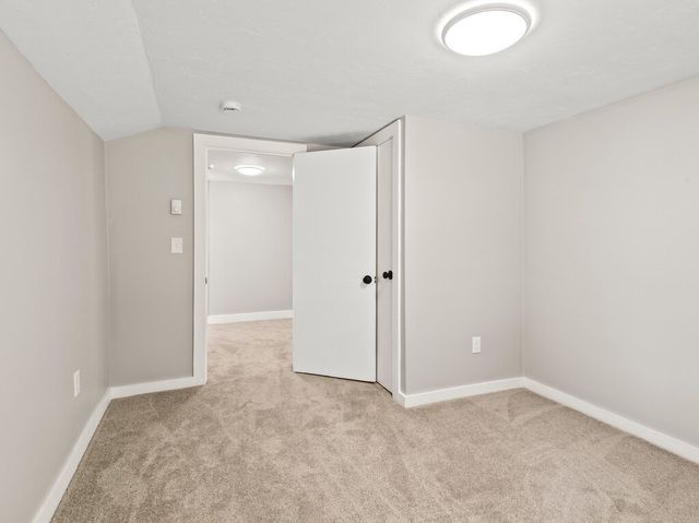 1202 Wachusett St, Holden, MA 01522
