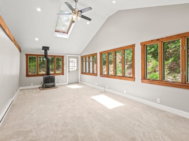 1202 Wachusett St, Holden, MA 01522