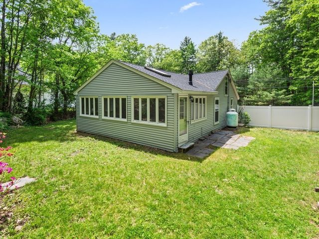1202 Wachusett St, Holden, MA 01522