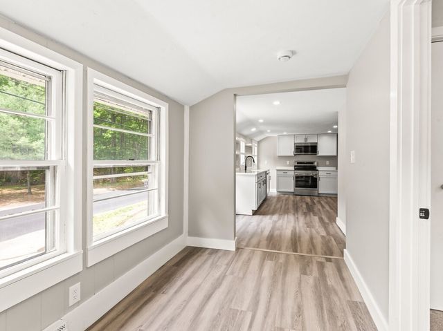 1202 Wachusett St, Holden, MA 01522